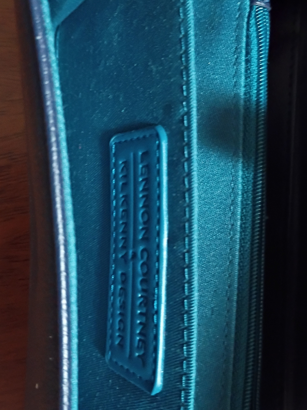 Lennon Courtney Women's Navy Blue Crossbody Bag with Teal Accent With Wallet - Picture 9 of 11